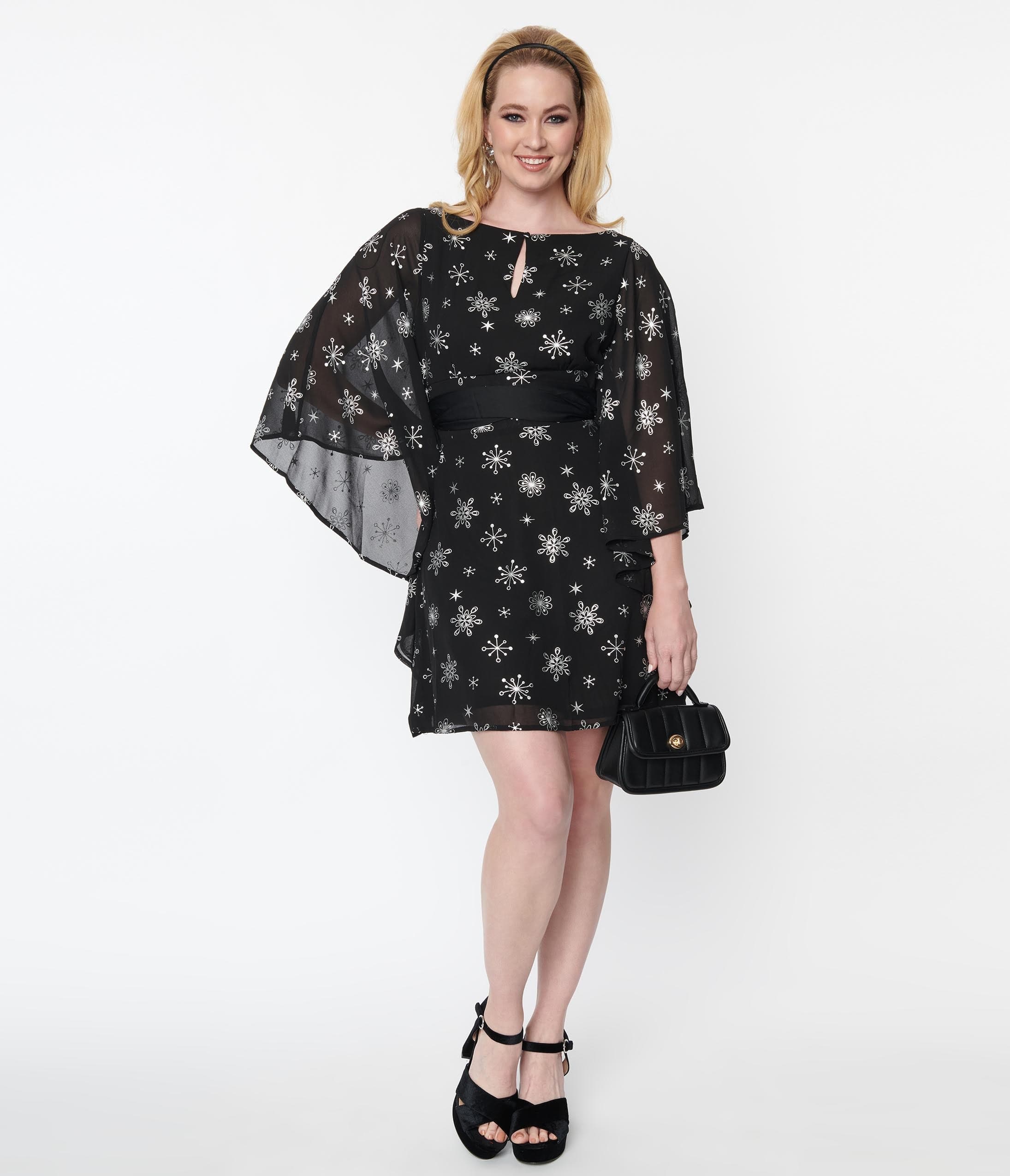 Smak Parlour Black & Silver Snowflake Social Climber Caftan