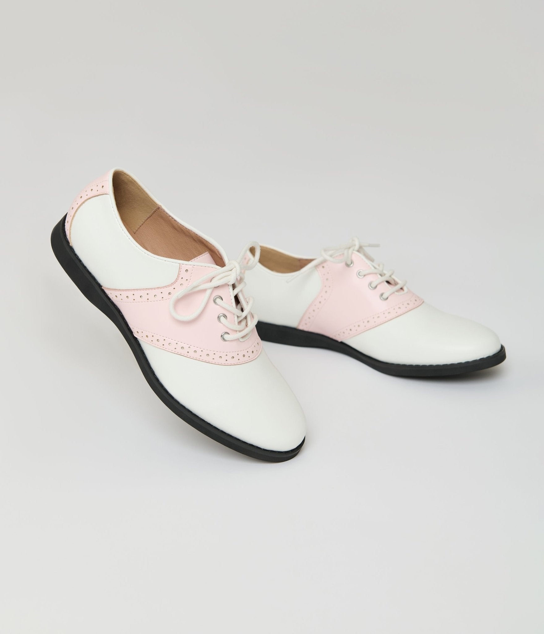 Chelsea Crew 1950s Pink & White Rizzo Saddle Oxford Shoes