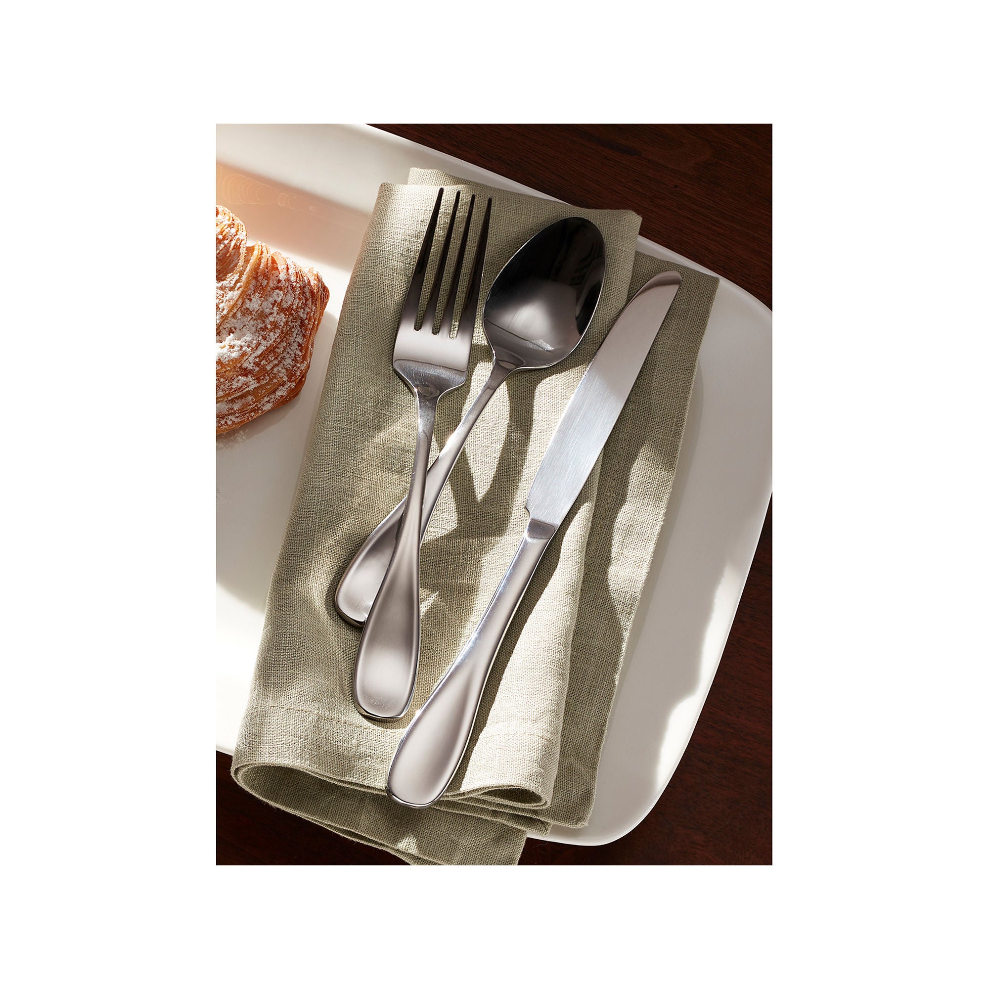 Oneida Voss 45-Pc. Flatware Set - METALLIC ONE SIZE