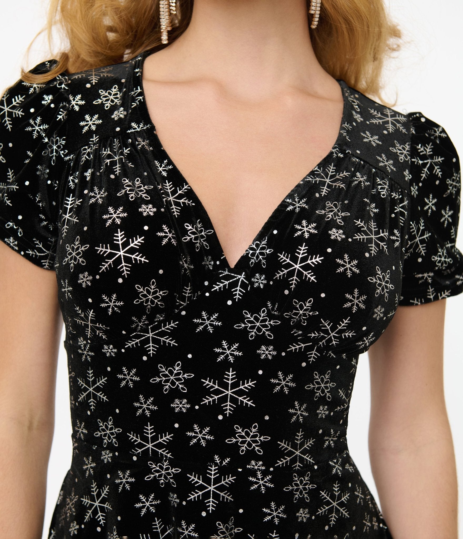 Hell Bunny 1950s Black & Silver Metallic Snowflake Velvet Fit & Flare Dress