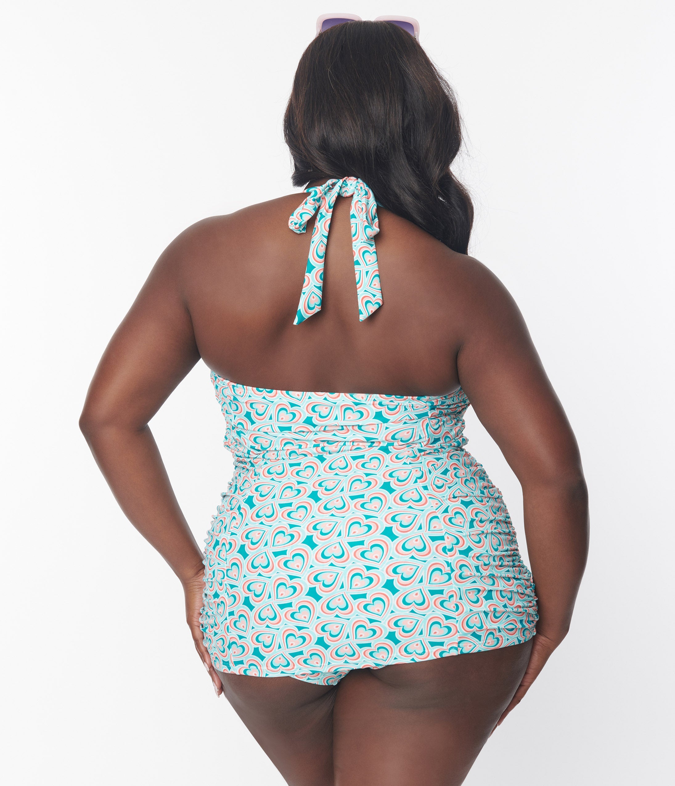 Unique Vintage Plus Size Turquoise Retro Hearts Print Corrine Sheath Swimsuit