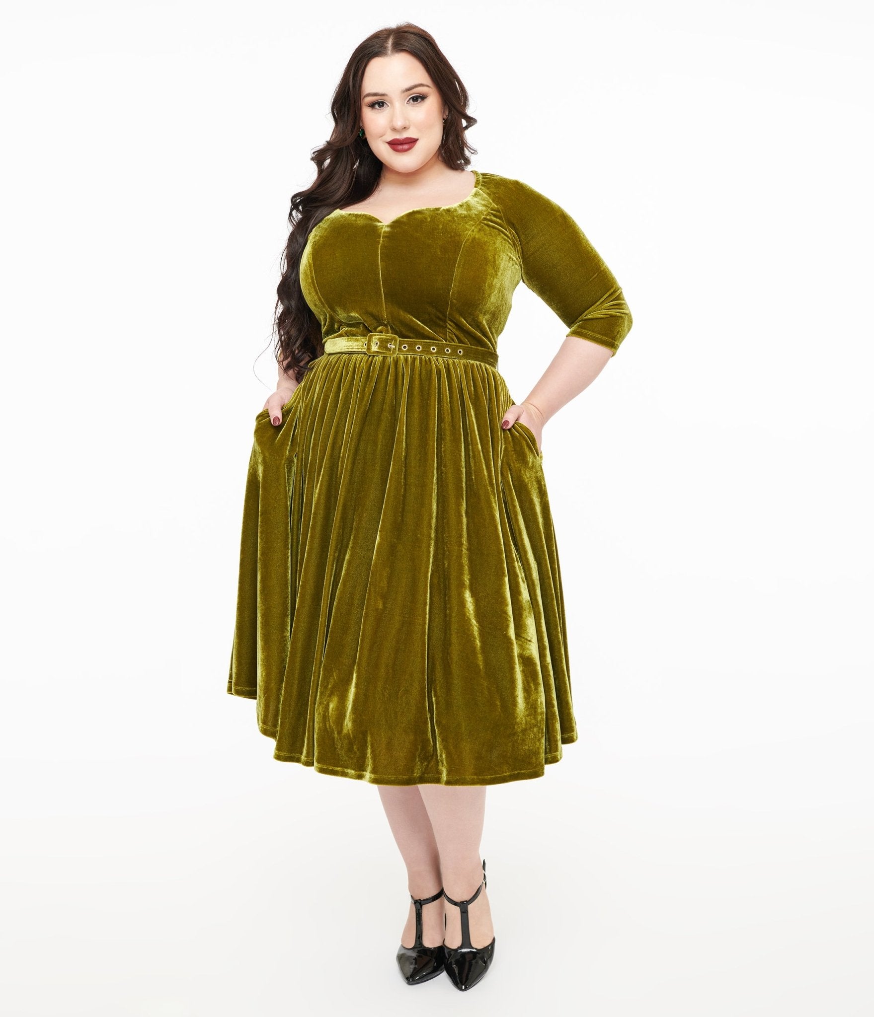 Unique Vintage Plus Size 1950s Chartreuse Velvet Sweetheart Swing Dress