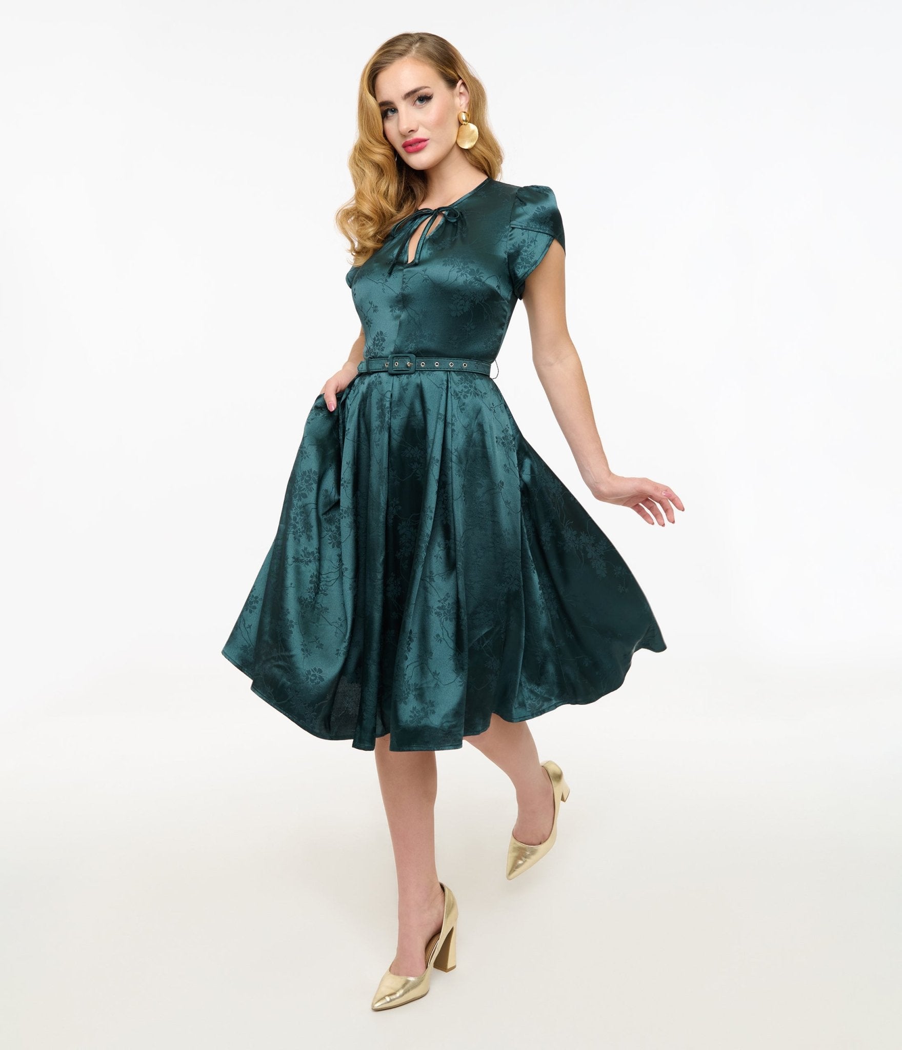 Unique Vintage 1940s Teal Floral Print Dahlia Swing Dress