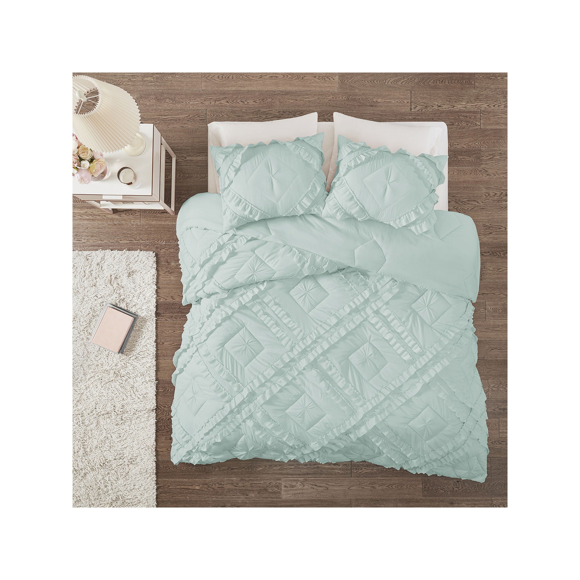 Intelligent Design Karlie Solid Quilt Set With Tufted Diamond Ruffles - Aqua