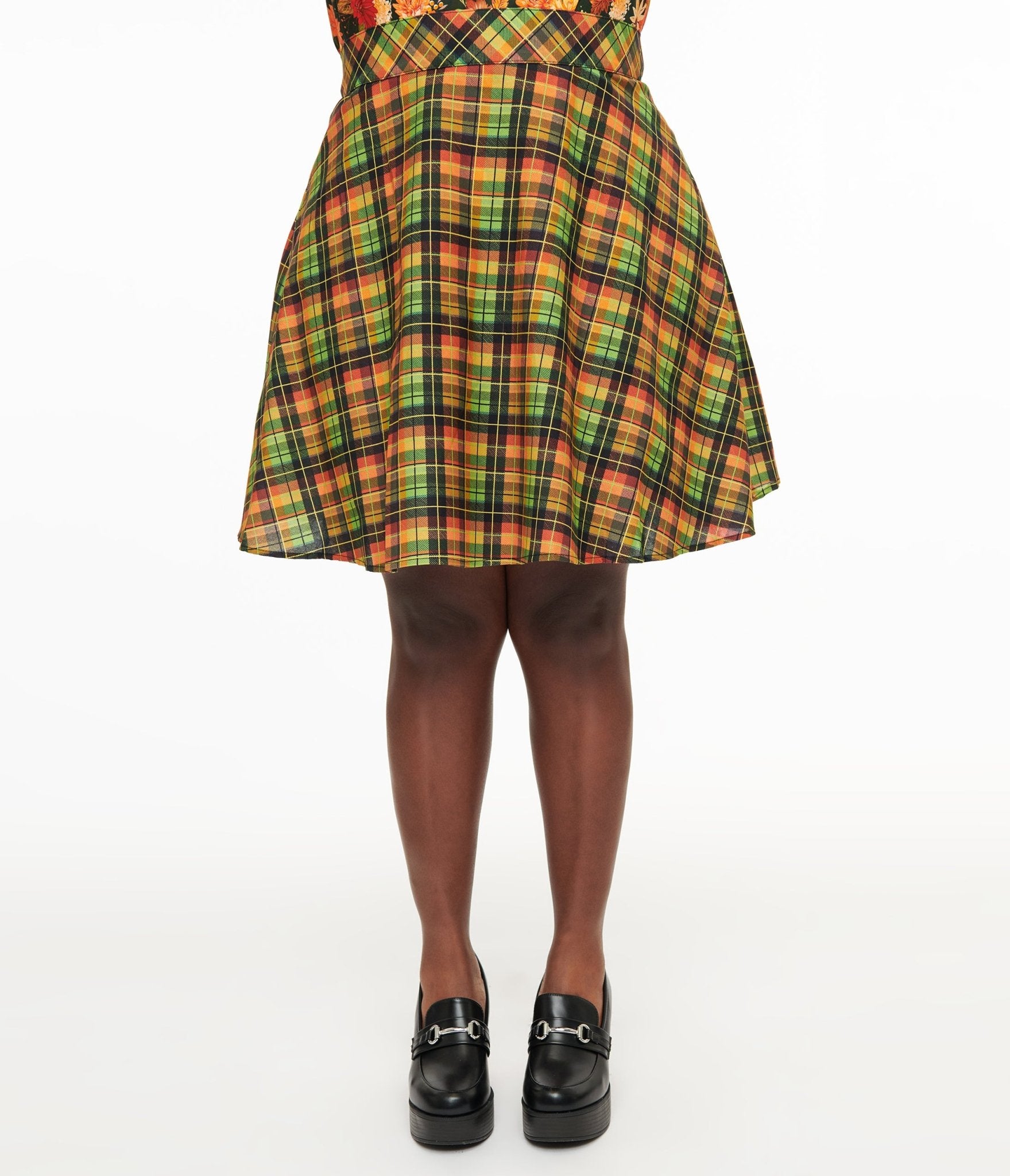 Retrolicious Plus Size 1950s Autumn Tartan Skater Skirt