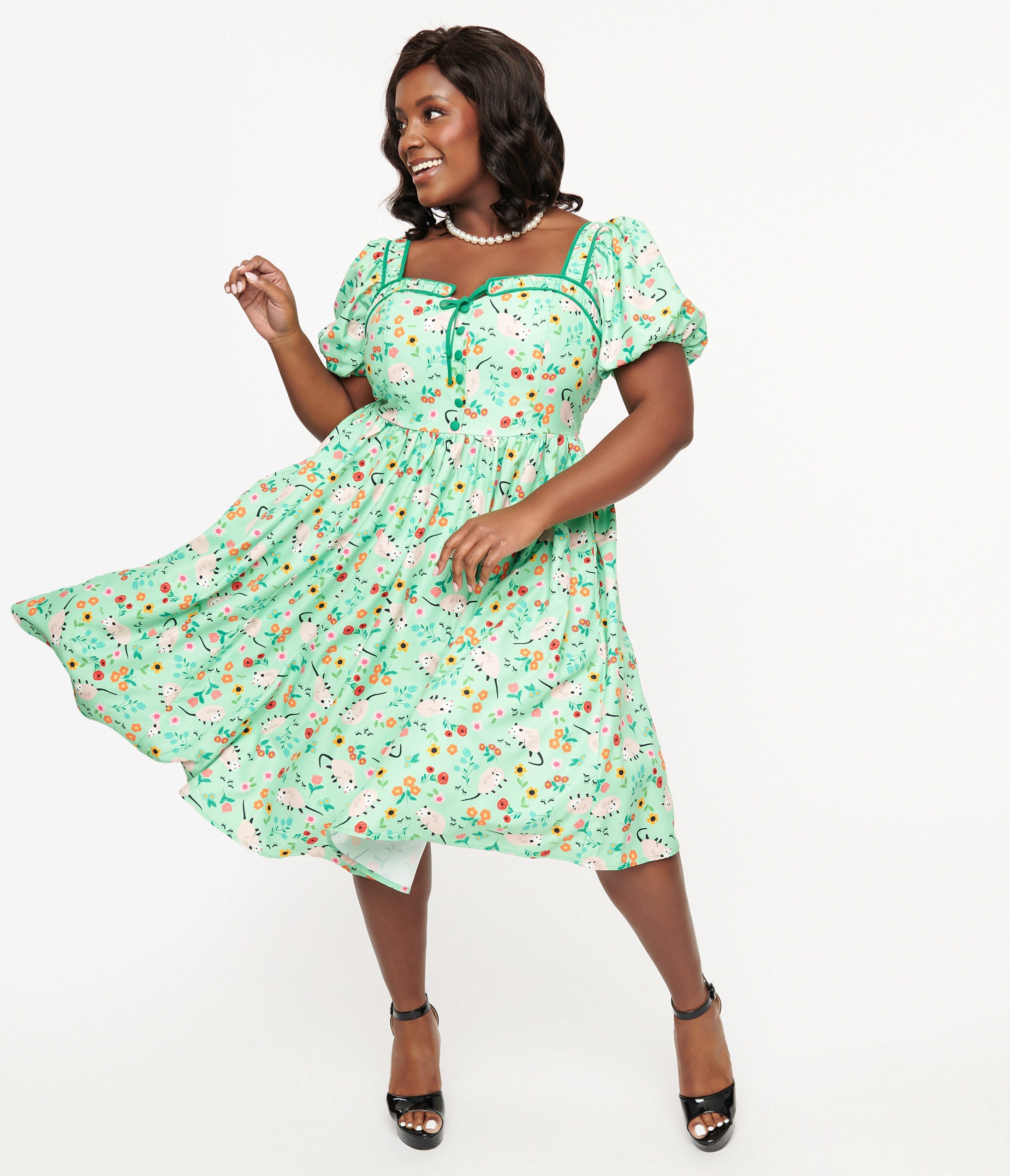 Unique Vintage Plus Size 1940s Green Possum Print Button Front Dress