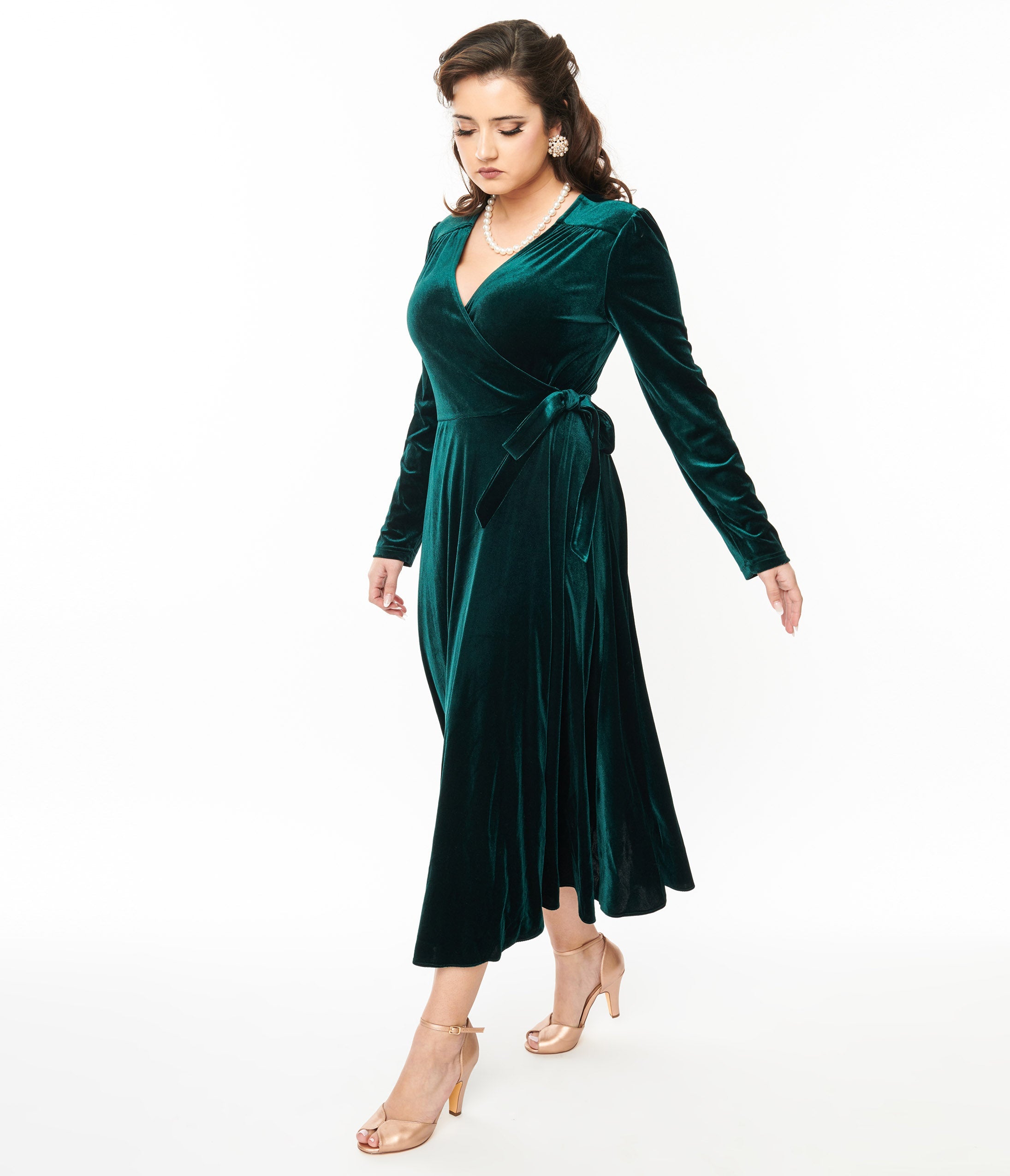 Collectif 1940s Green Velvet Kendra Wrap Dress