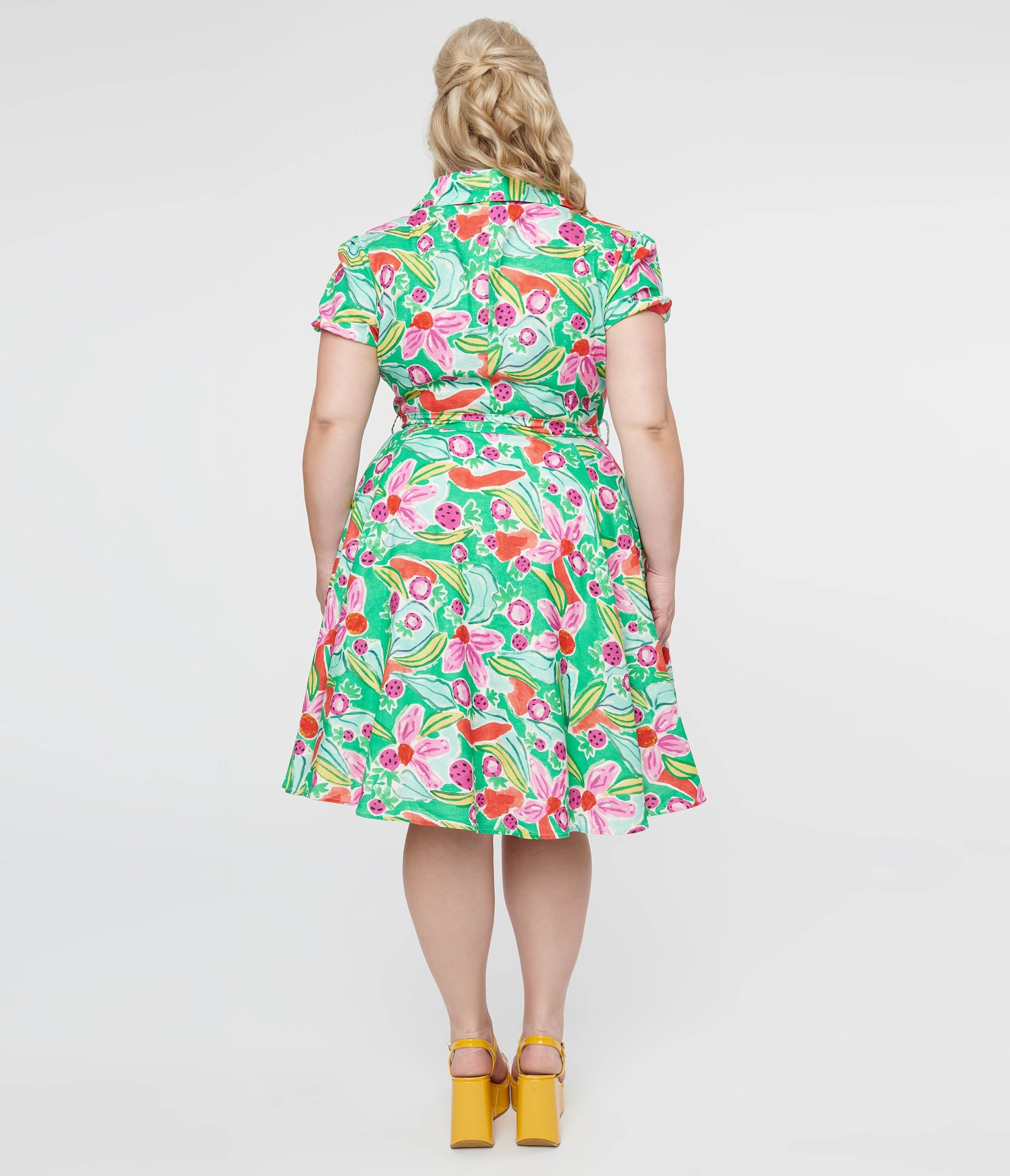 Plus Size 1950s Green & Pink Berry Bloom Print Monroe Fit & Flare Dress