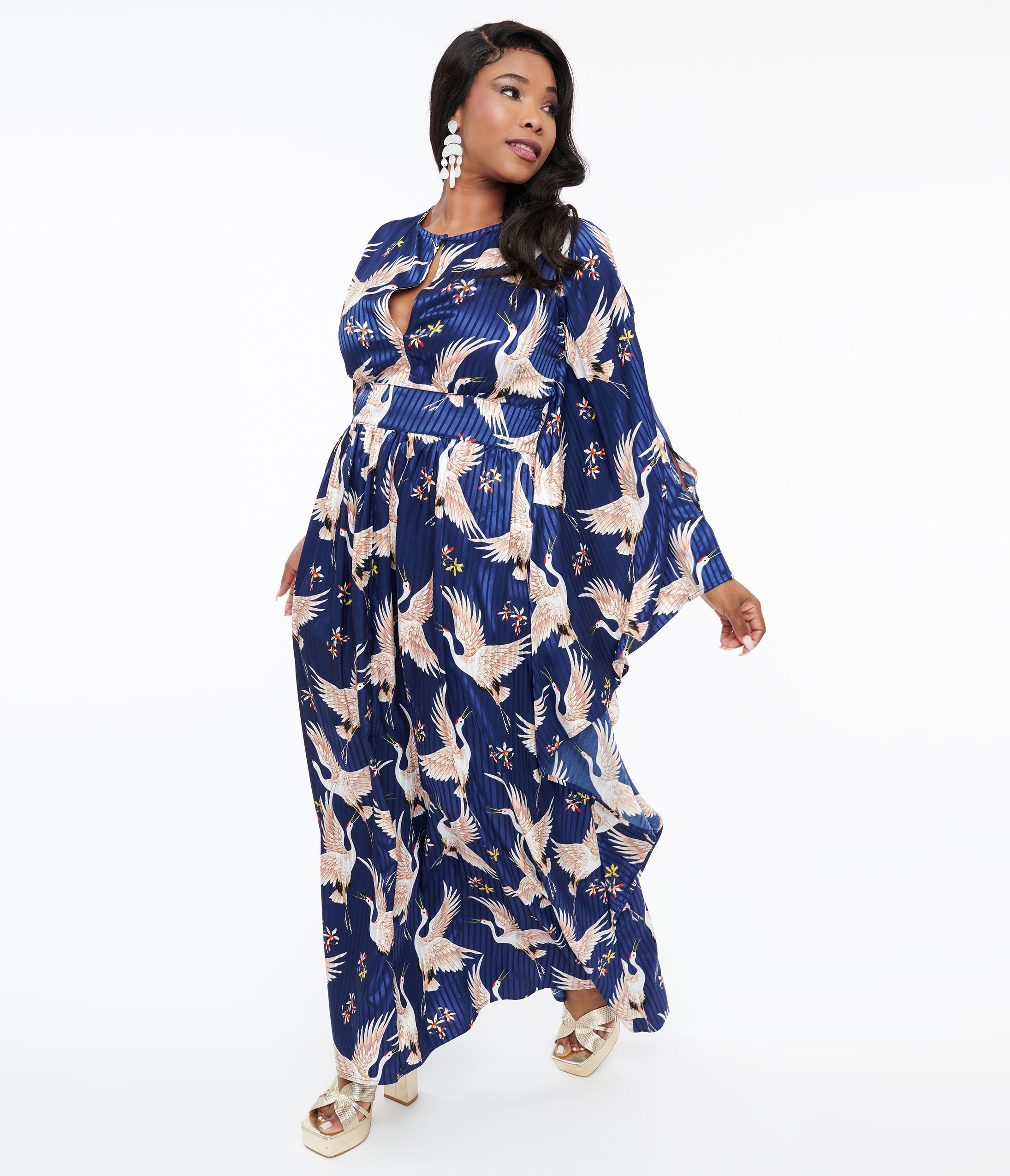 Unique Vintage Plus Size 1960s Navy Crane Flutter Sleeve Caftan