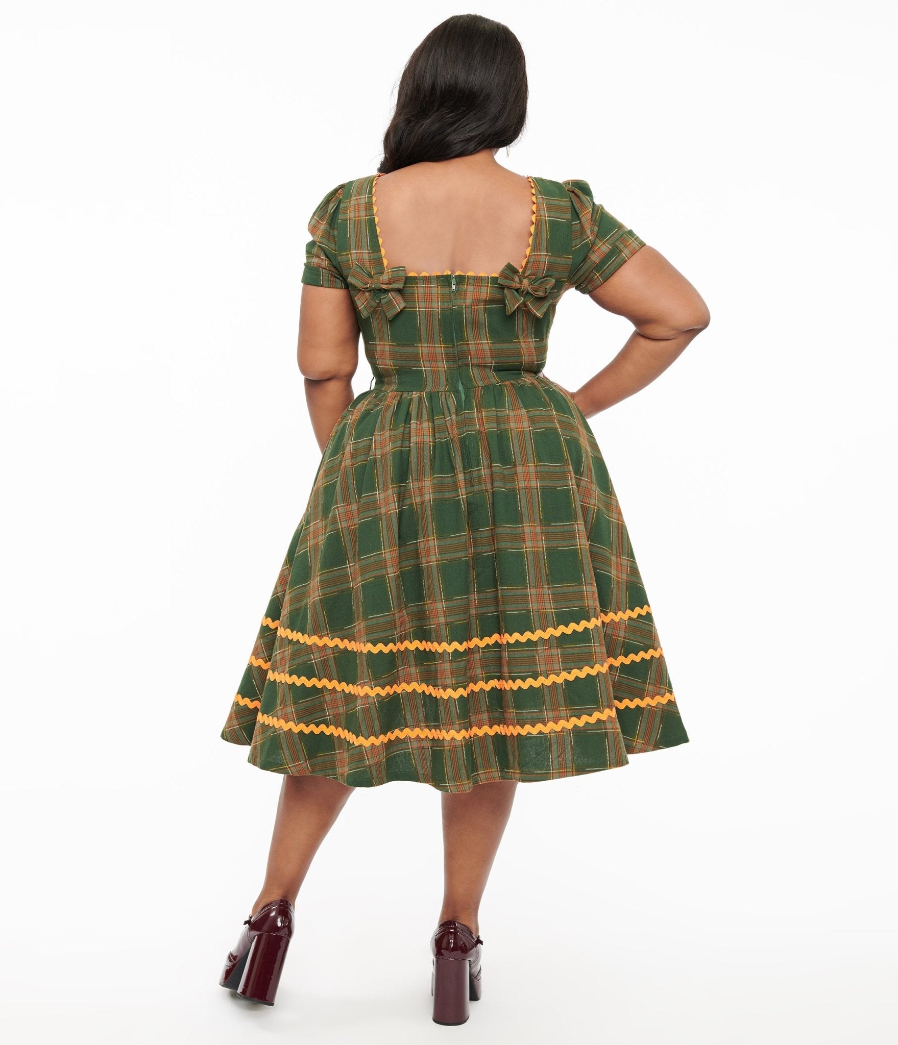 Unique Vintage Plus Size 1950s Green Plaid Cotton Swing Dress